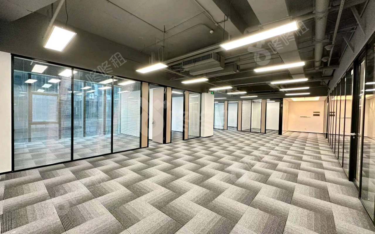 前海科兴科学园(正中华丽中心)_235平_精装_办公室开间