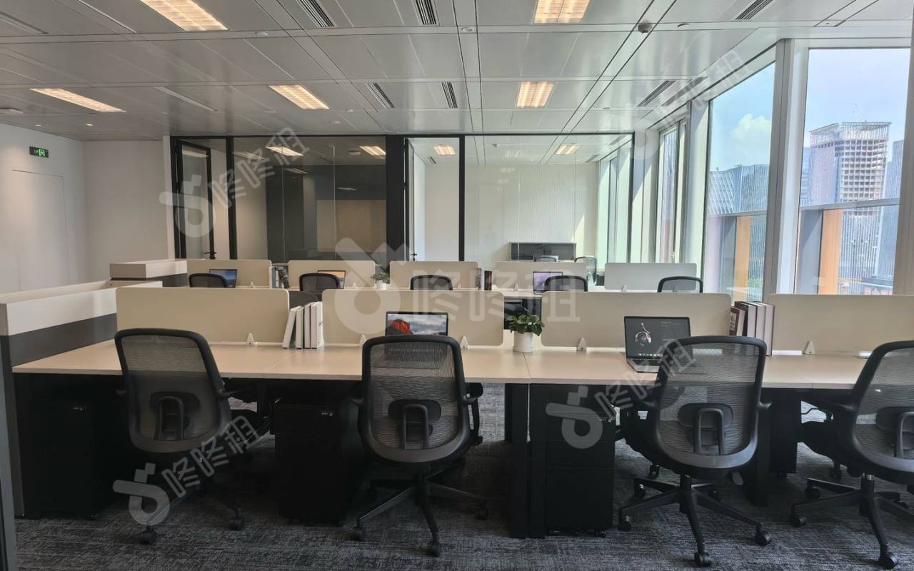 前海周大福金融大厦_280平_豪装_办公室开间