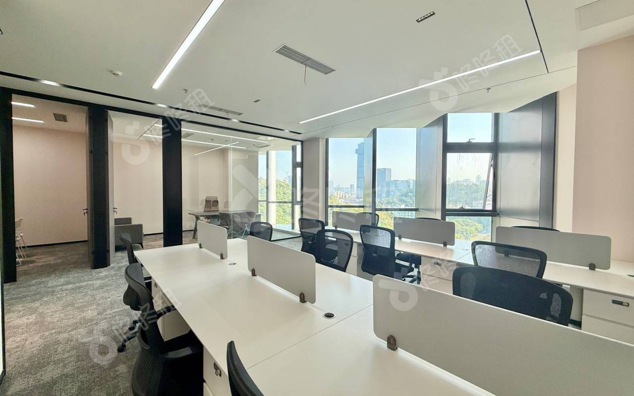 光峰科技大厦_150平_精装_办公室开间