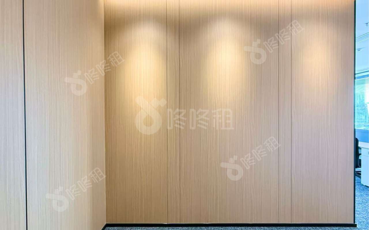 太子广场_172平_精装_前台
