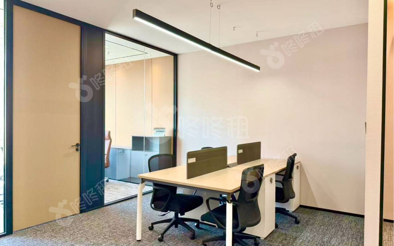 太子广场_101平_精装_办公室开间