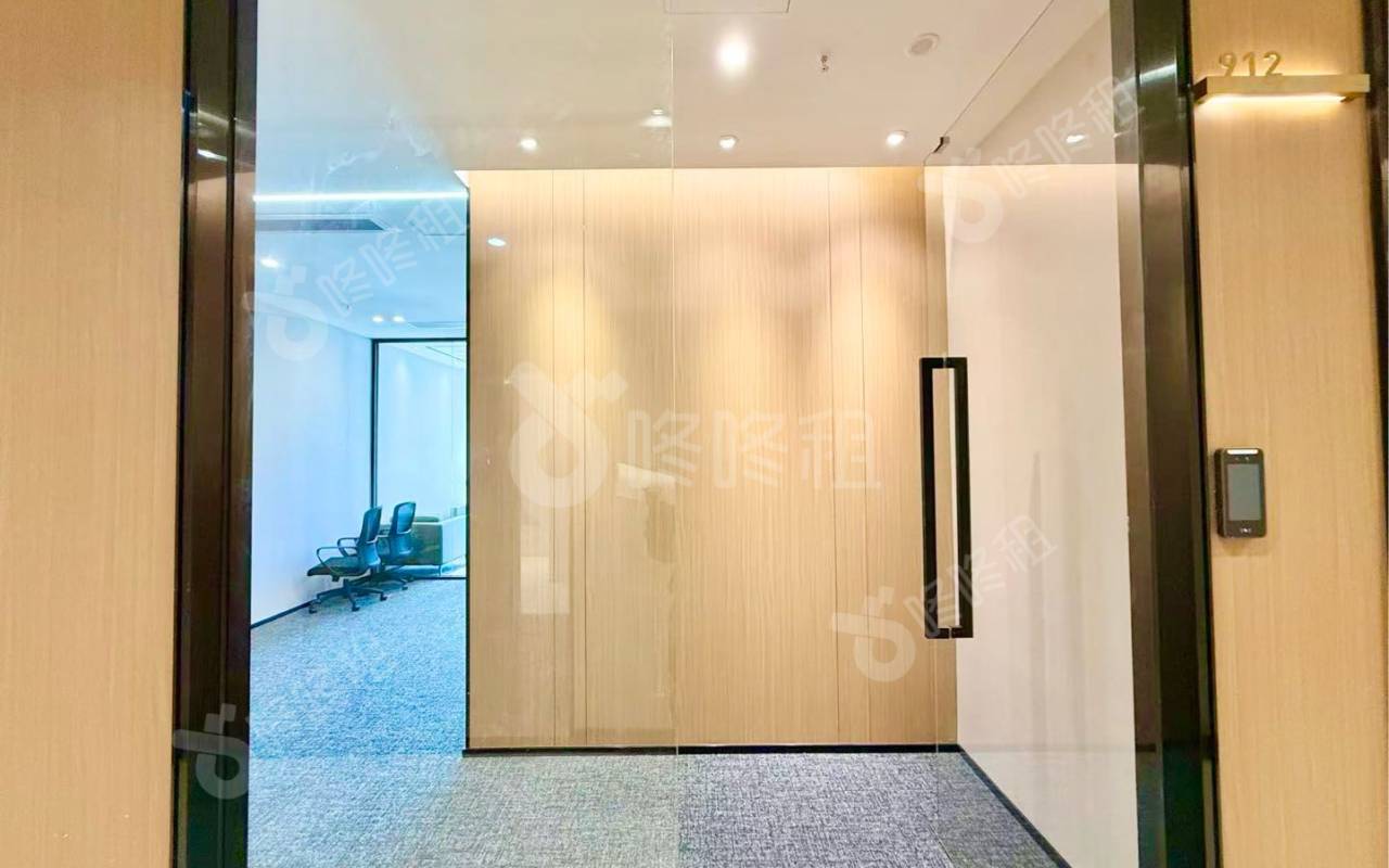 太子广场_101平_精装_前台