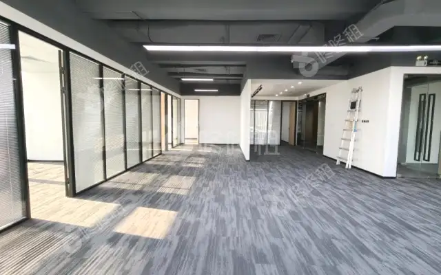 中晟会港湾_462.2平米_精装_办公室房源出租