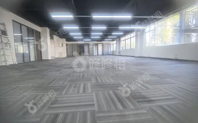 坂田国际中心_883平米_豪装_办公室房源出租