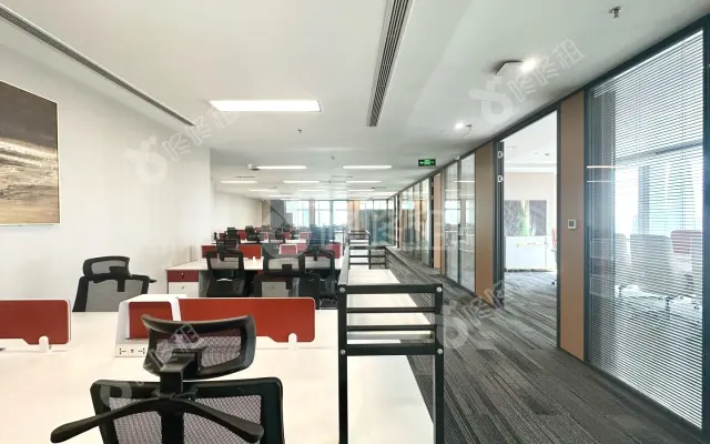 新世界中心_576平米_豪装_办公室房源出租