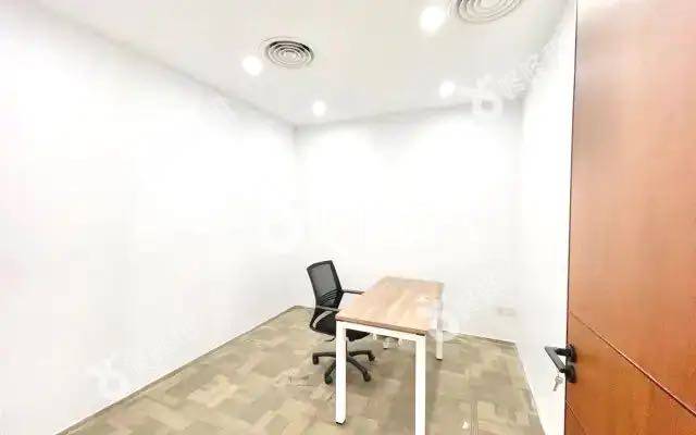 东方科技大厦_230平_豪装_办公室隔间