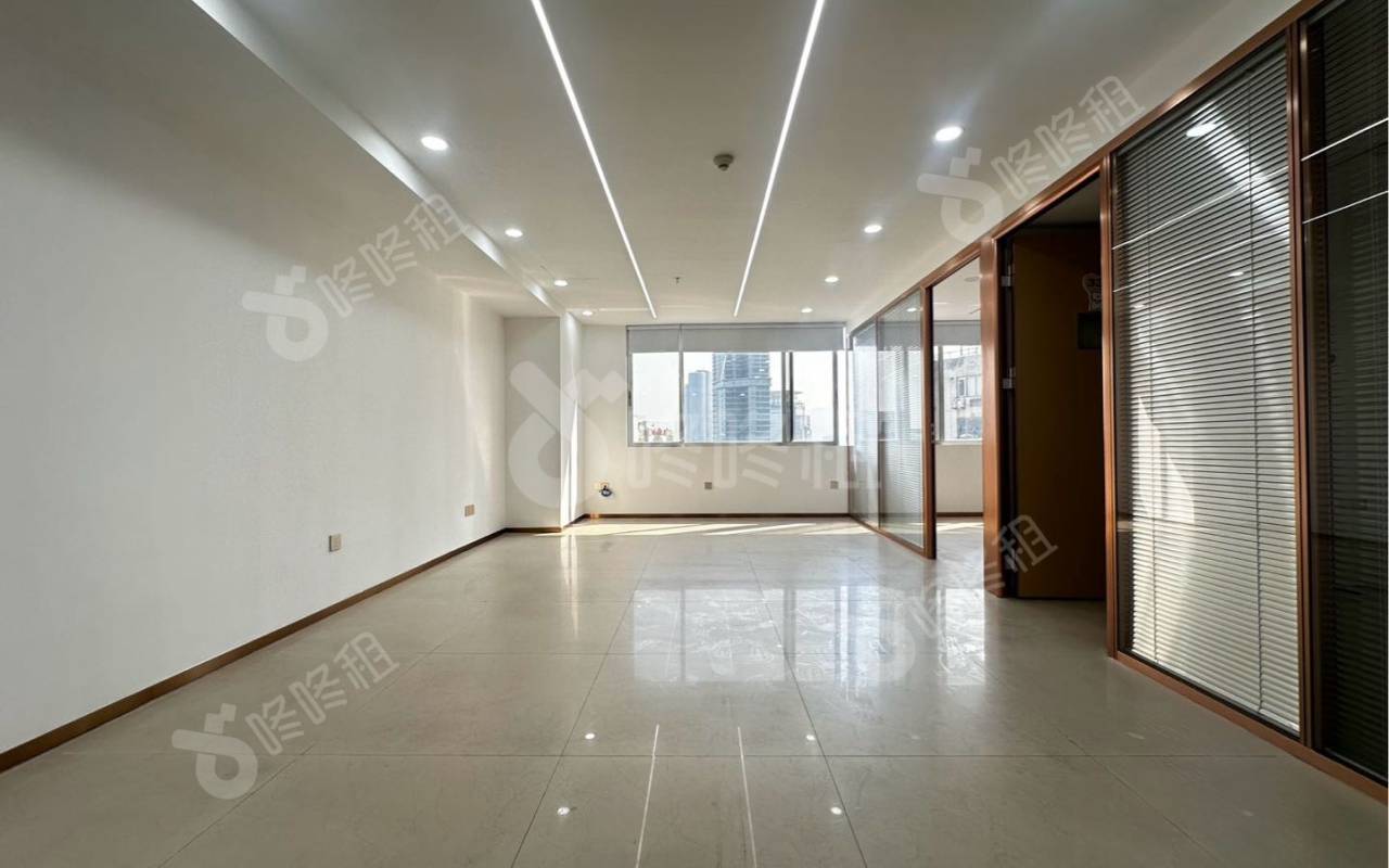 中深花园大厦_108平_精装_办公室开间