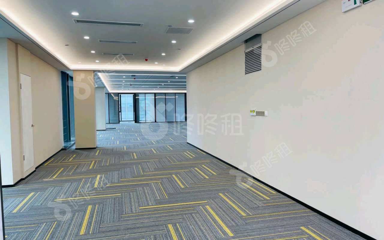 北邮科技大厦_538平_精装_办公室开间
