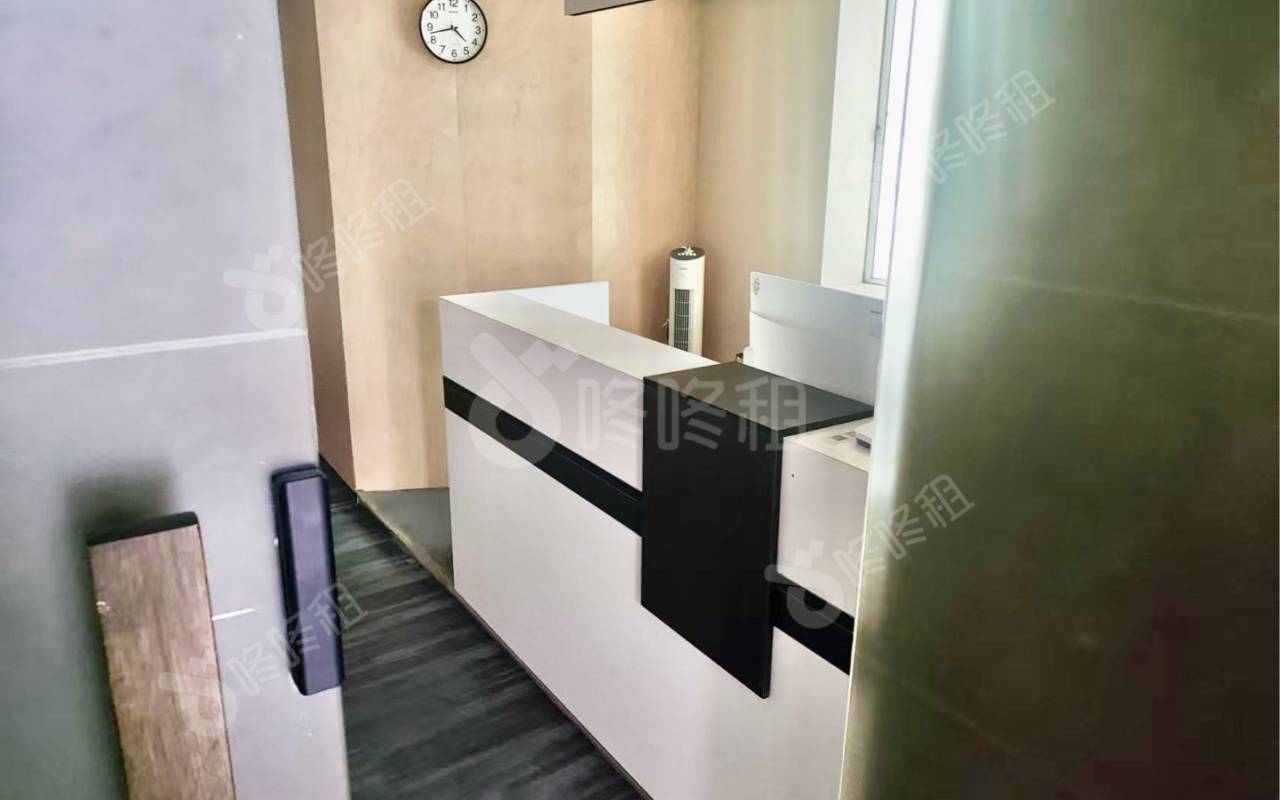 湖北大厦_250平_精装_办公室隔间