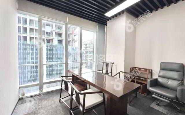 讯美科技广场_288平_豪装_办公室隔间