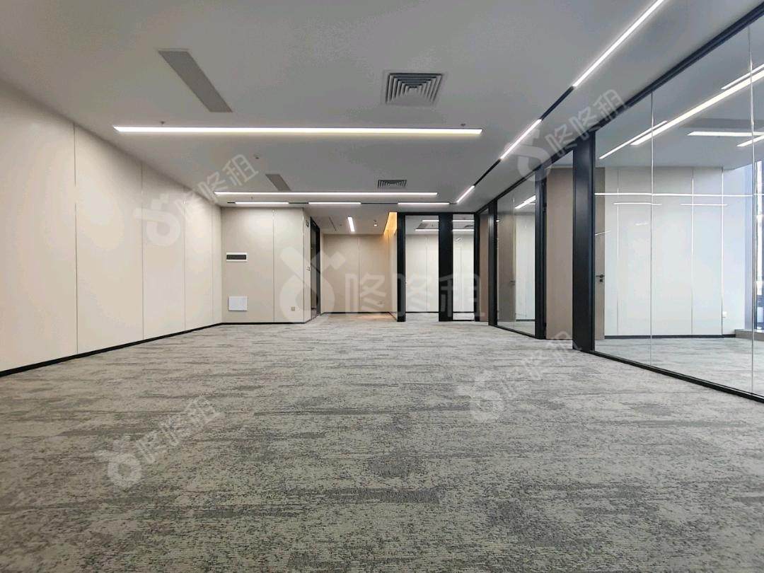 烯创科技大厦_101.5平_精装_办公室开间