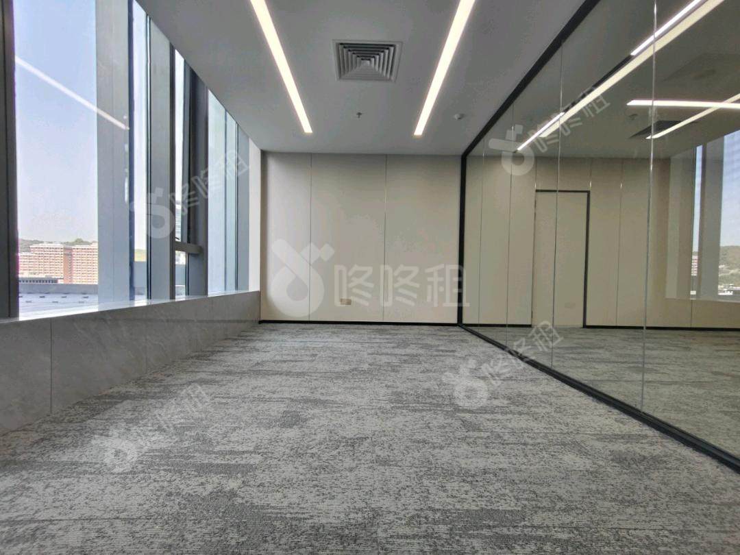 烯创科技大厦_101.5平_精装_办公室隔间
