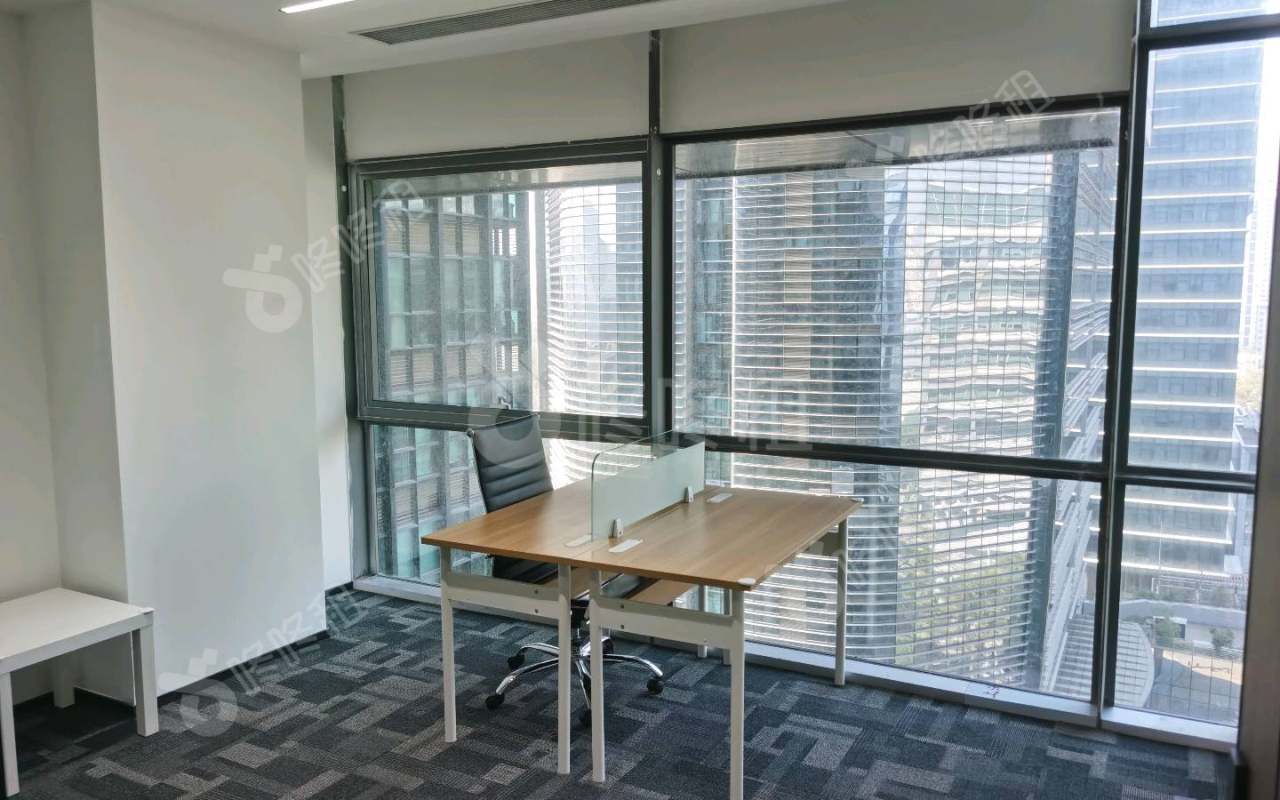 大族科技大厦_180平_精装_办公室隔间