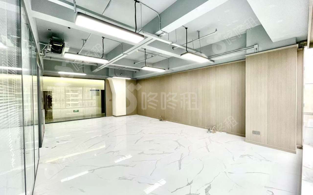佳嘉豪商务大厦_160平_精装_办公室开间