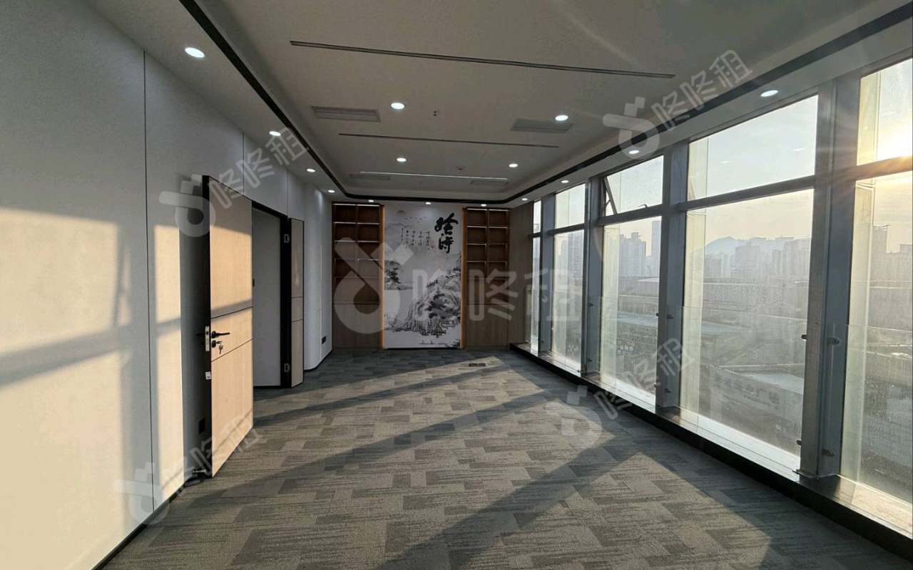 海岸城大厦_480平_精装_办公室隔间