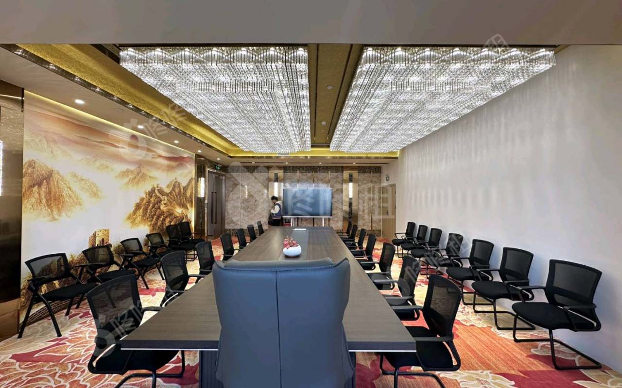 鸿荣源·环智中心_2150.39平_精装_办公室隔间