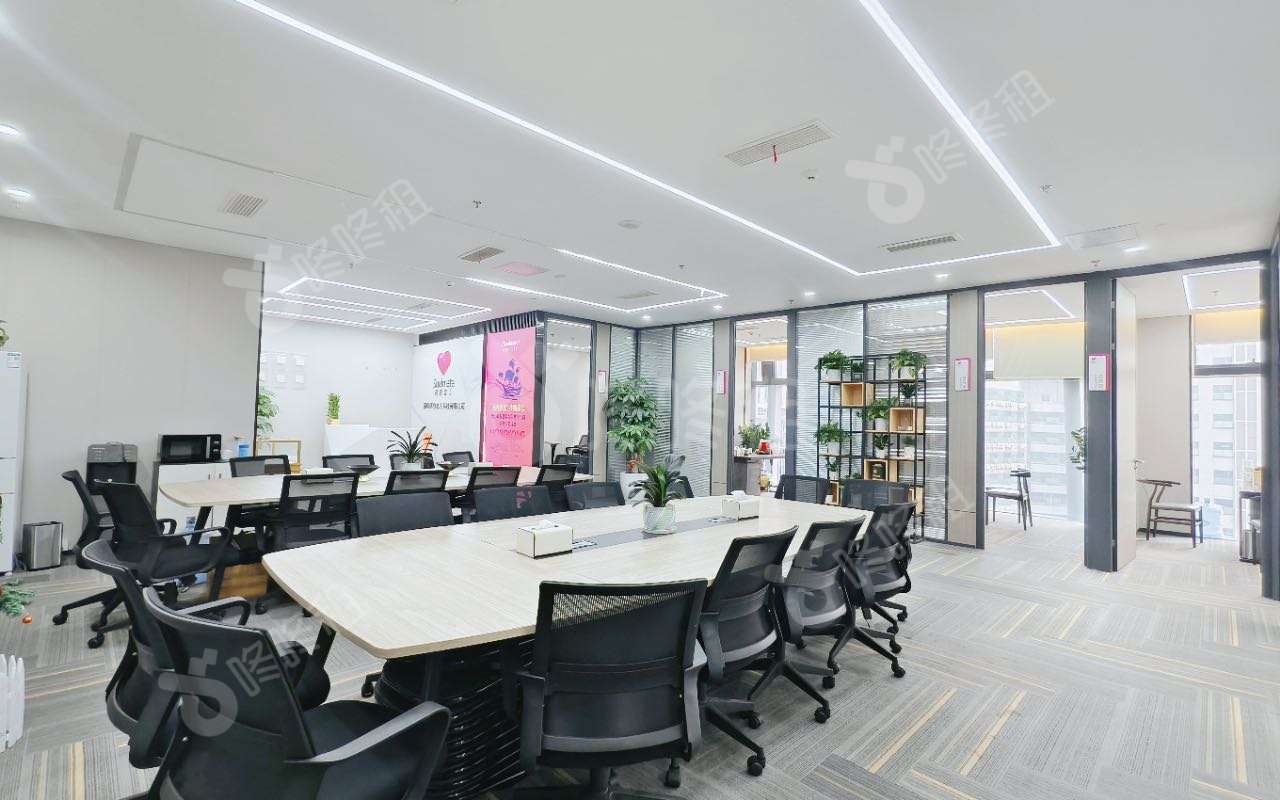 兆鑫汇金广场_379平_精装_办公室开间