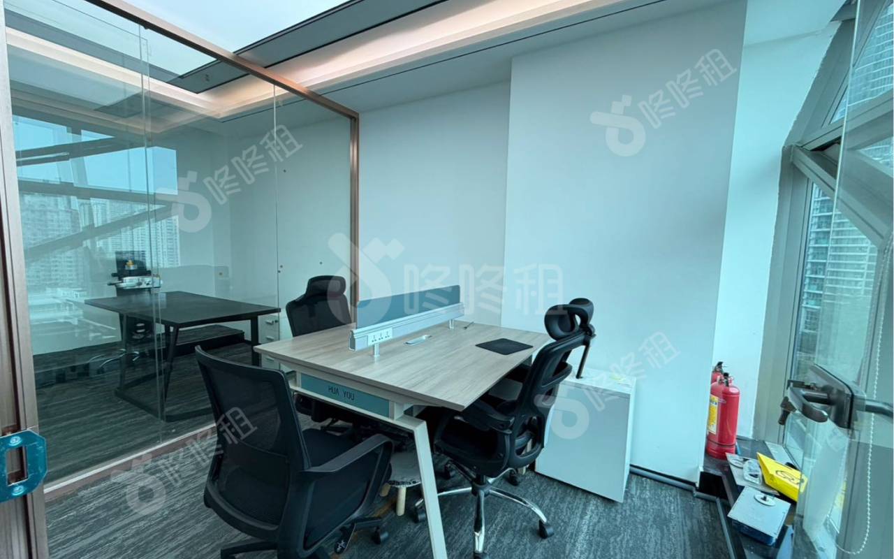 卓越世纪中心_135平_精装_办公室隔间