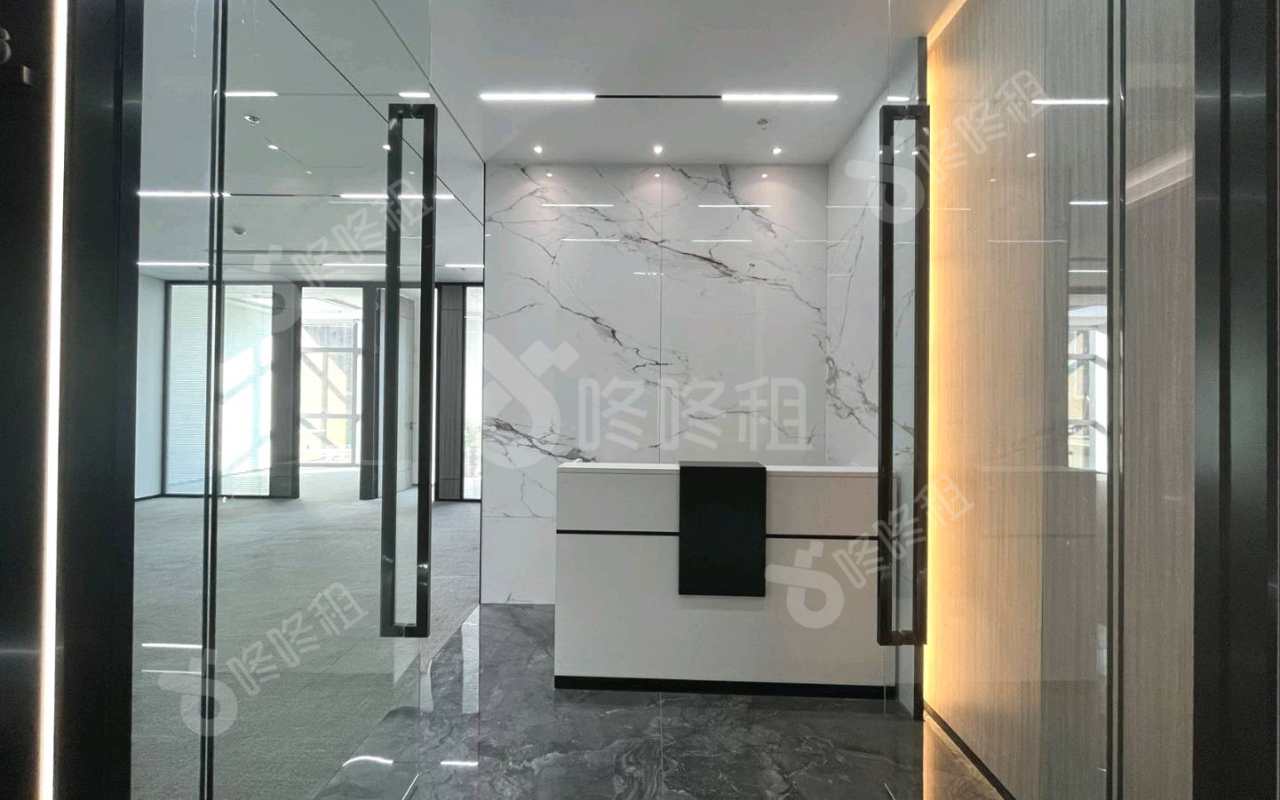 绿景美景广场_182平_精装_前台