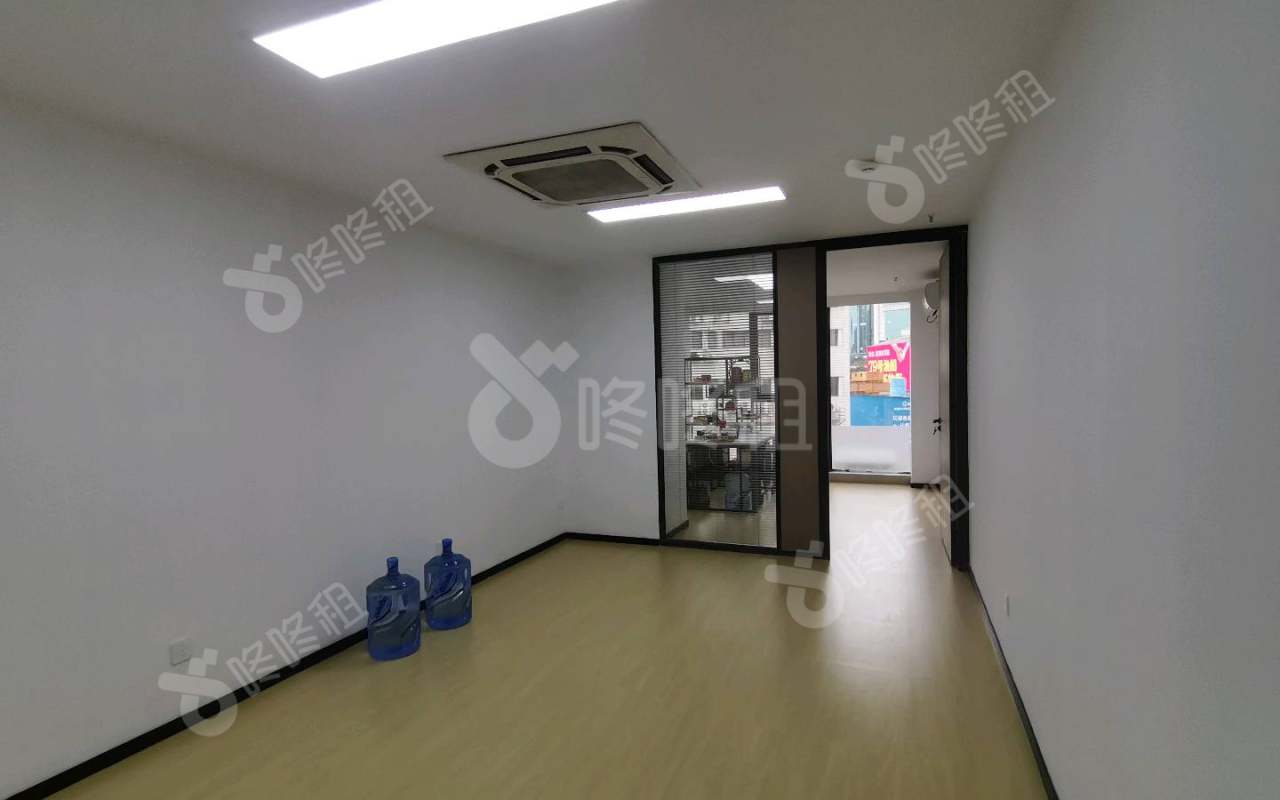 深南花园（裙楼）_120平_精装_办公室开间