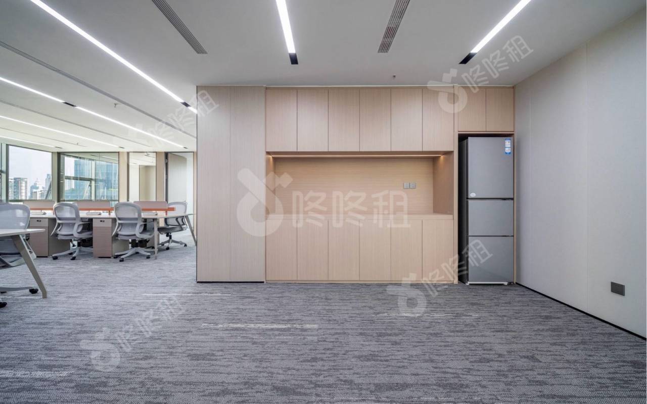 本元大厦_420平_精装_办公室开间