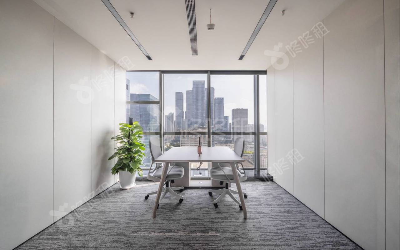 本元大厦_420平_精装_办公室隔间