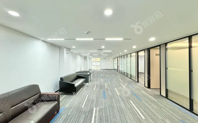 龙光世纪大厦_261平米_精装_办公室房源出租