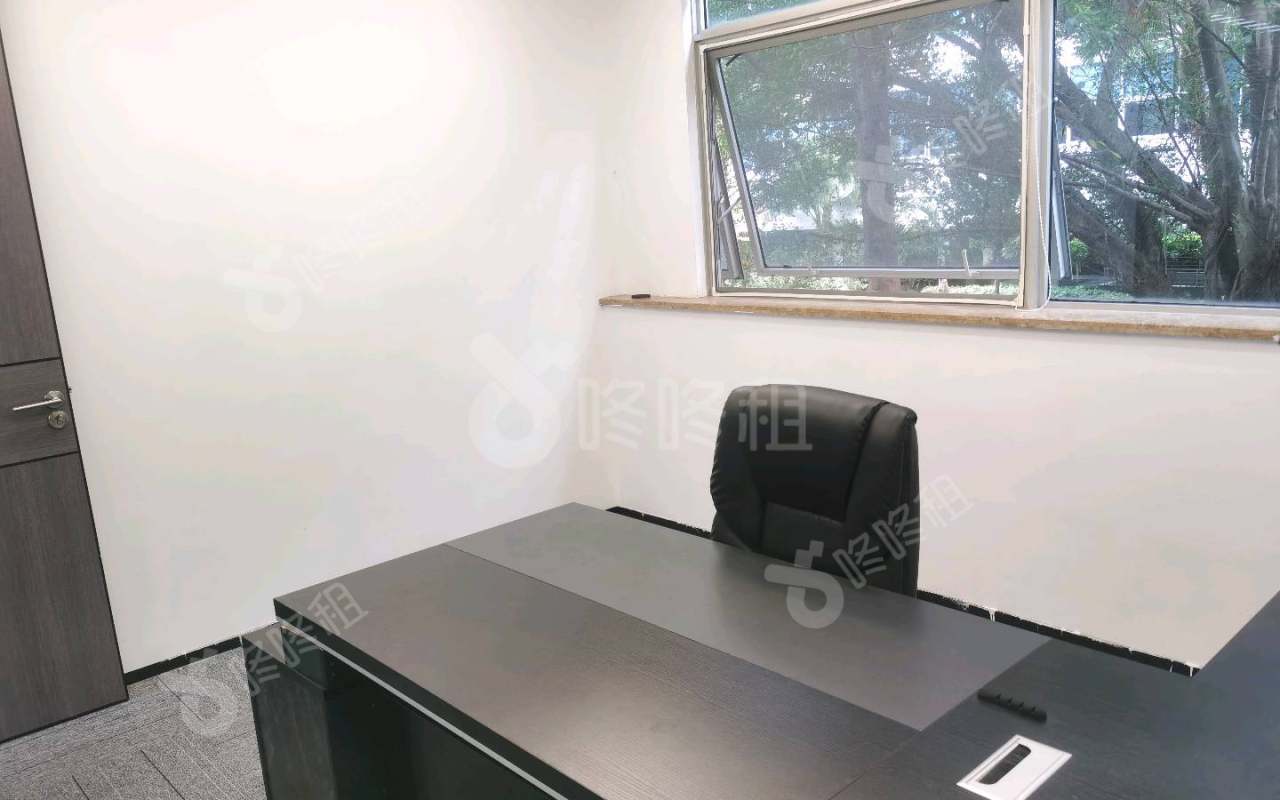 深圳软件园_90平_精装_办公室隔间