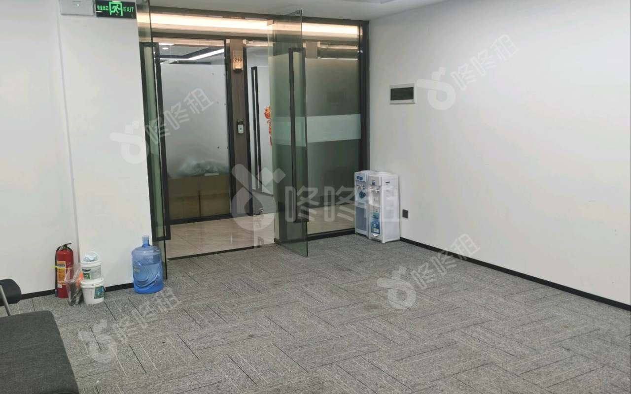 深圳软件园_85平_精装_办公室开间