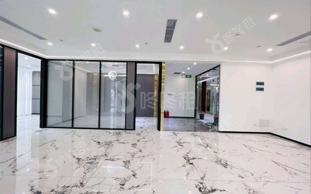 方大城_103平_精装_办公室开间