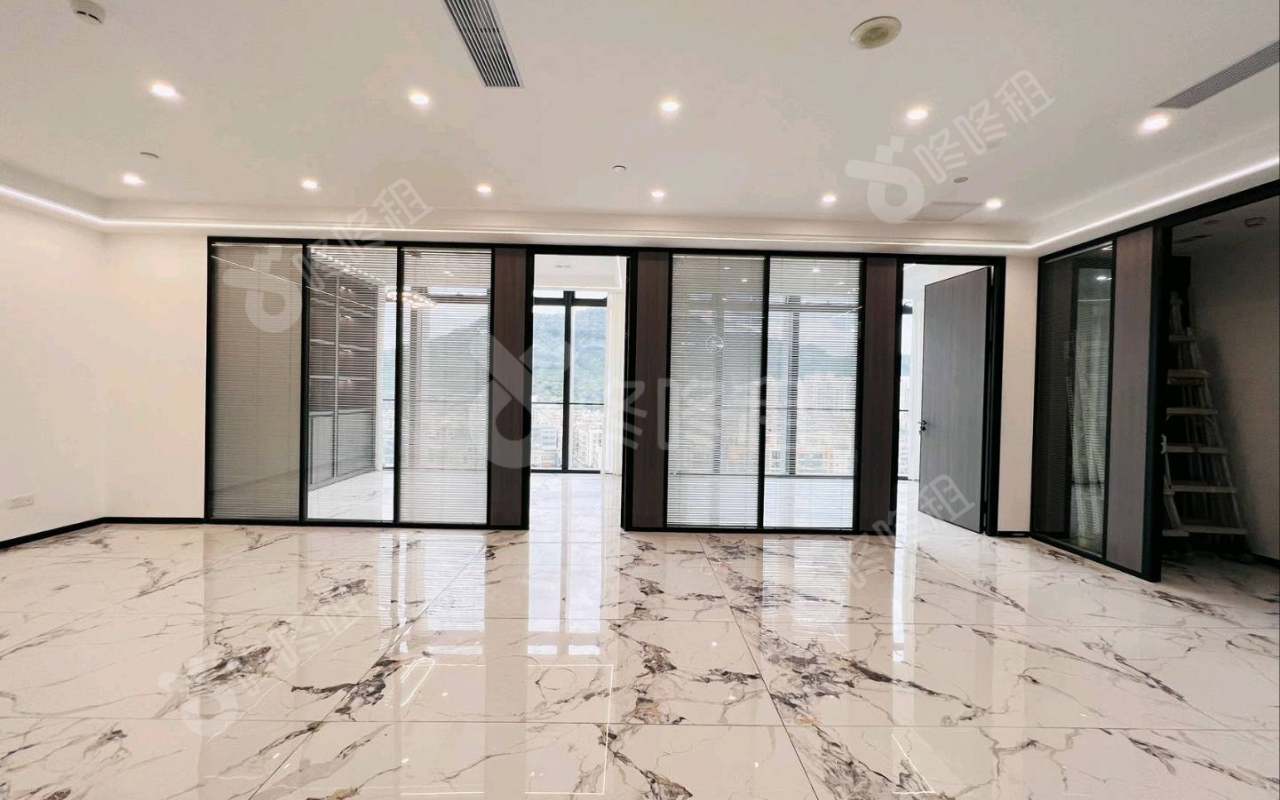 方大城_103平_精装_办公室开间