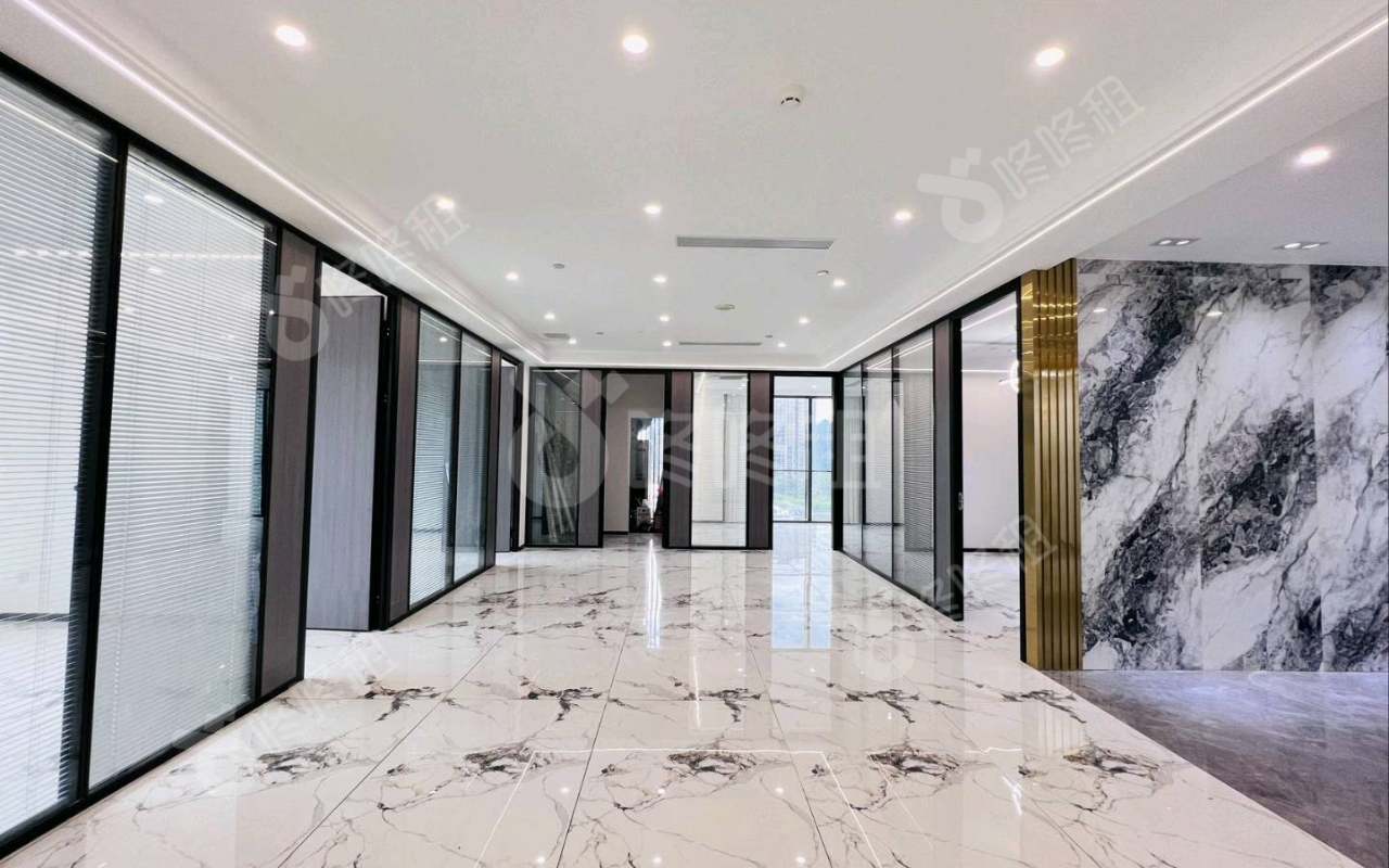 方大城_103平_精装_办公室开间