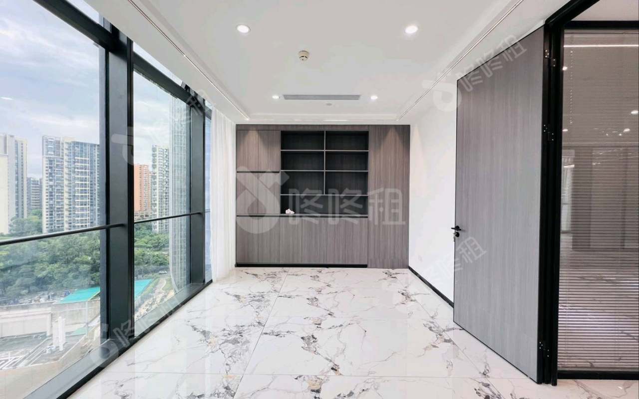 方大城_103平_精装_办公室隔间