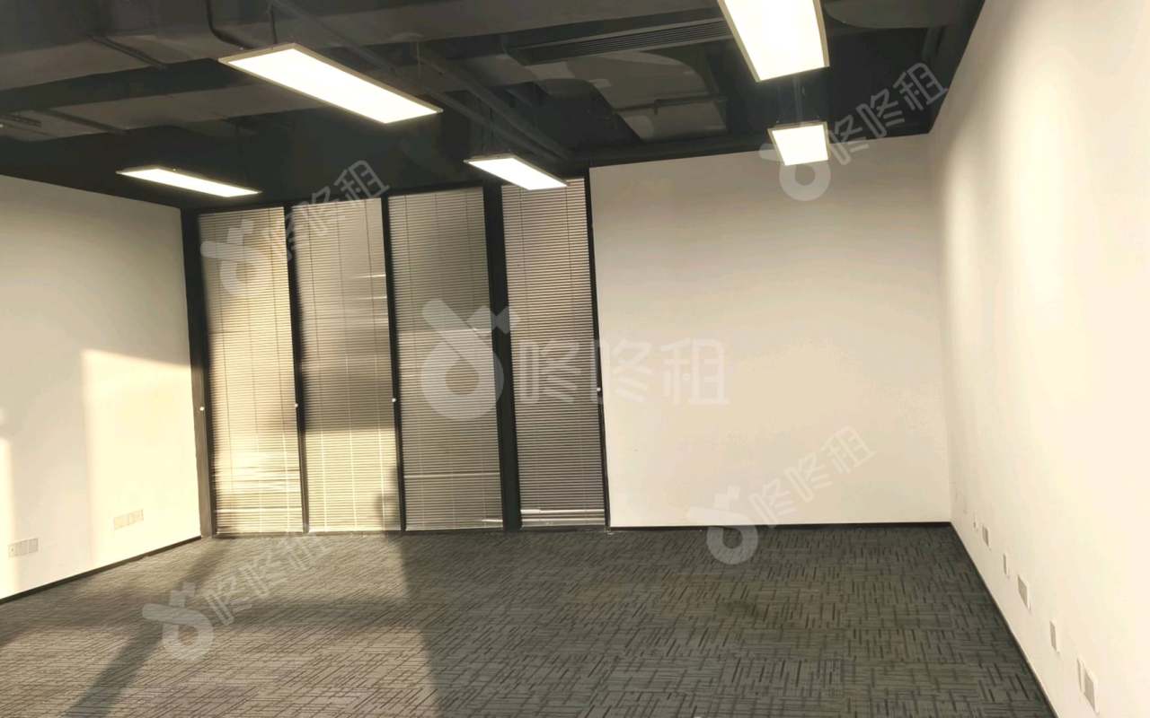 科兴科学园_180平_精装_办公室开间