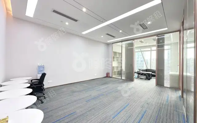 龙光玖钻_210平米_豪装_办公室房源出租