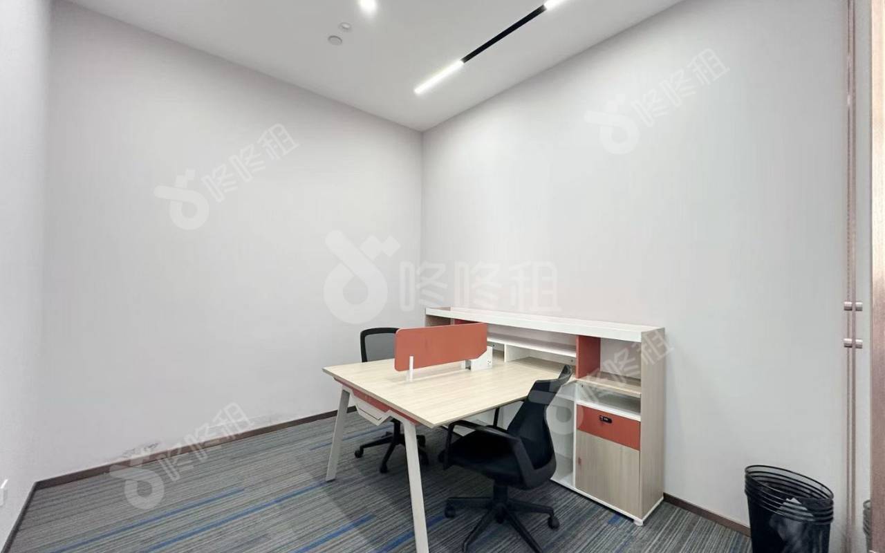 龙光玖钻_210平_豪装_办公室隔间