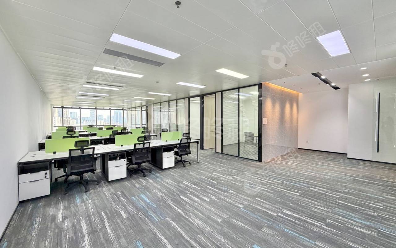 威盛科技大厦_349平_精装_办公室开间