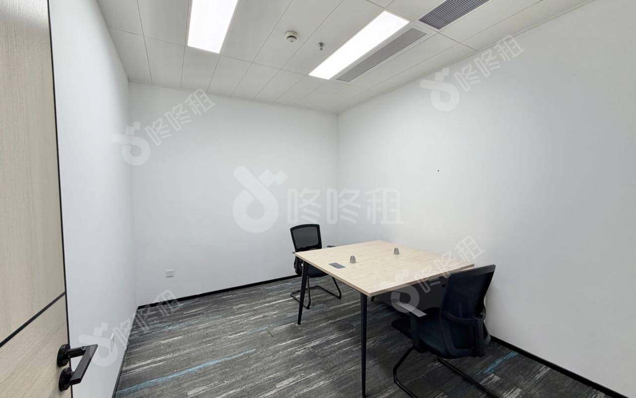 威盛科技大厦_349平_精装_办公室隔间