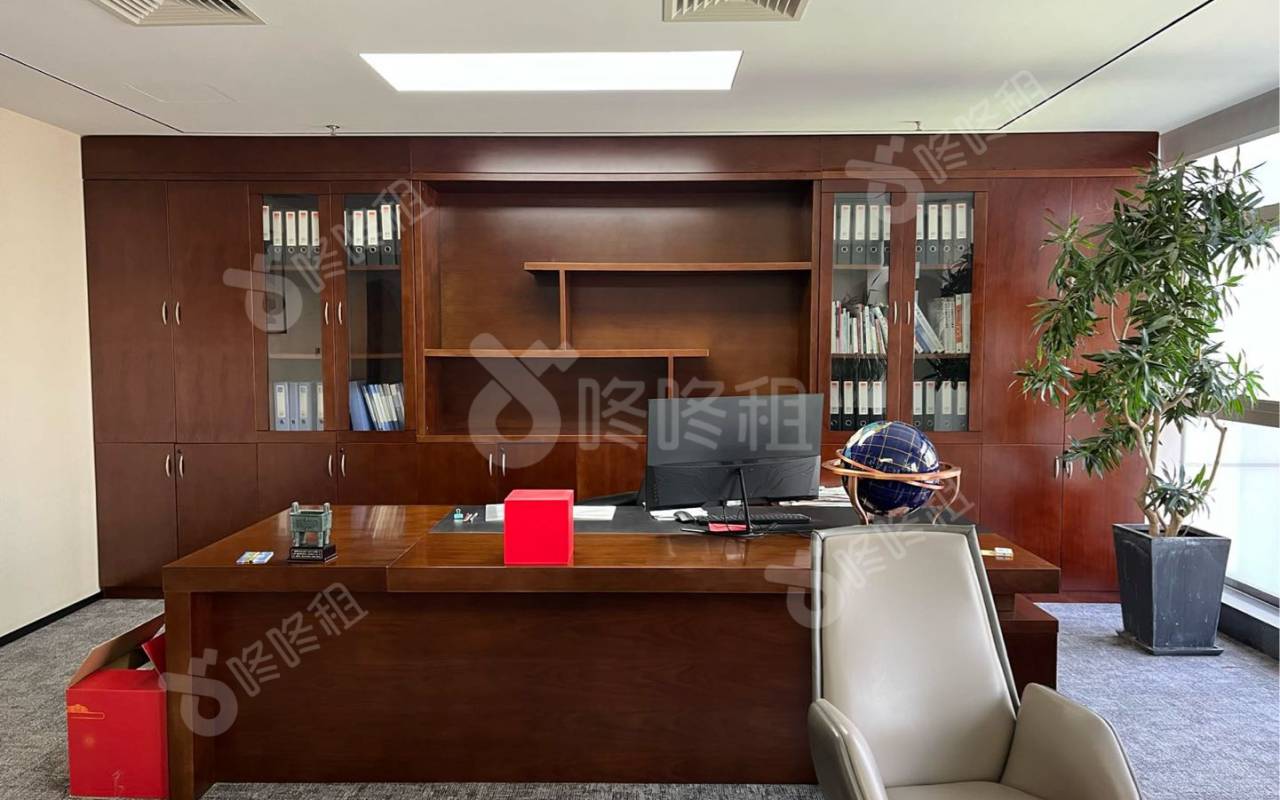 华融大厦_1499平_精装_办公室隔间