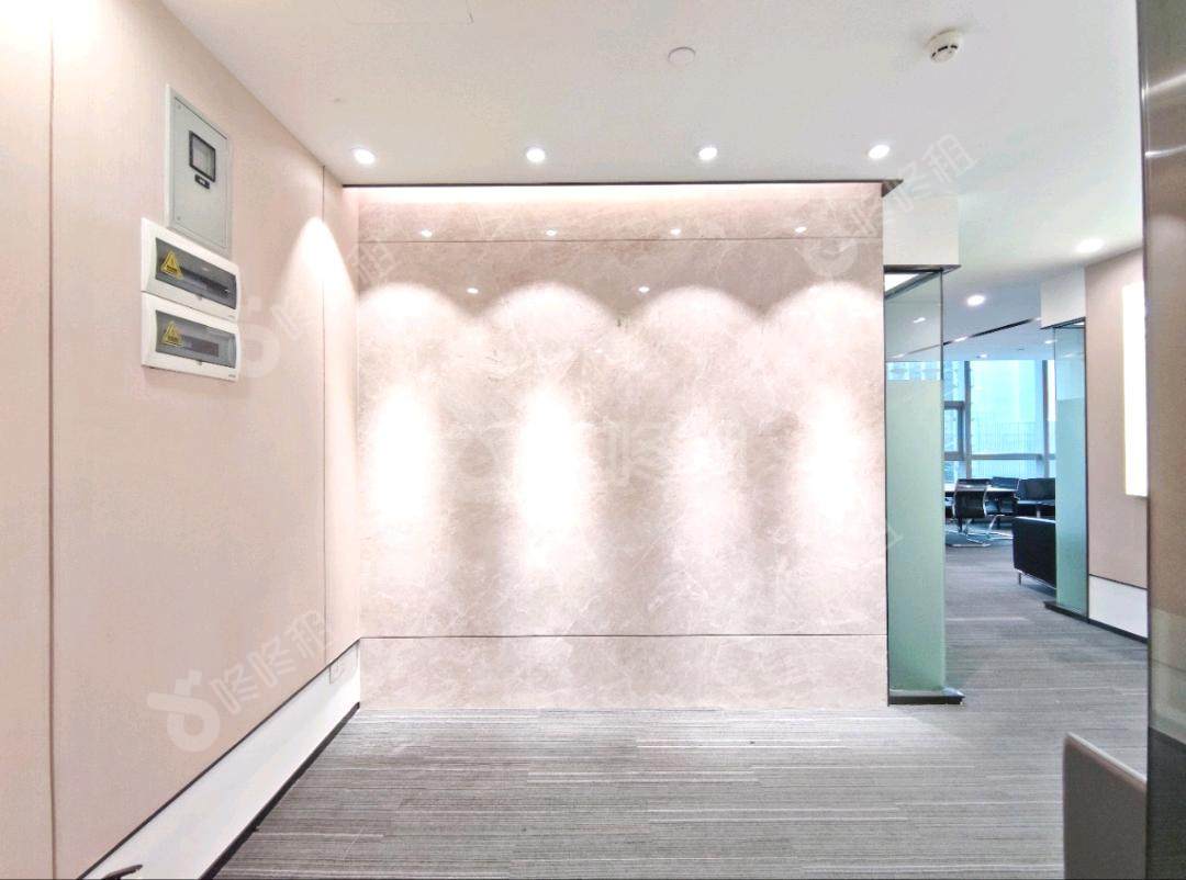 海王星辰大厦_258平_精装_前台