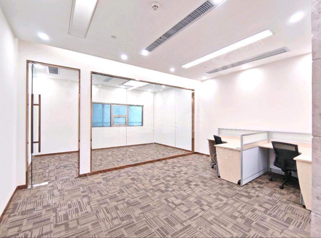 海王星辰大厦_158平_精装_办公室开间