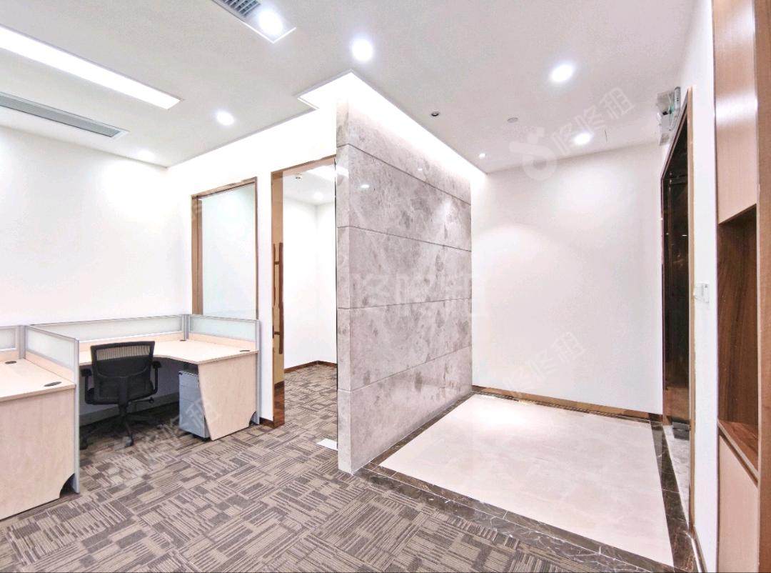 海王星辰大厦_158平_精装_办公室开间