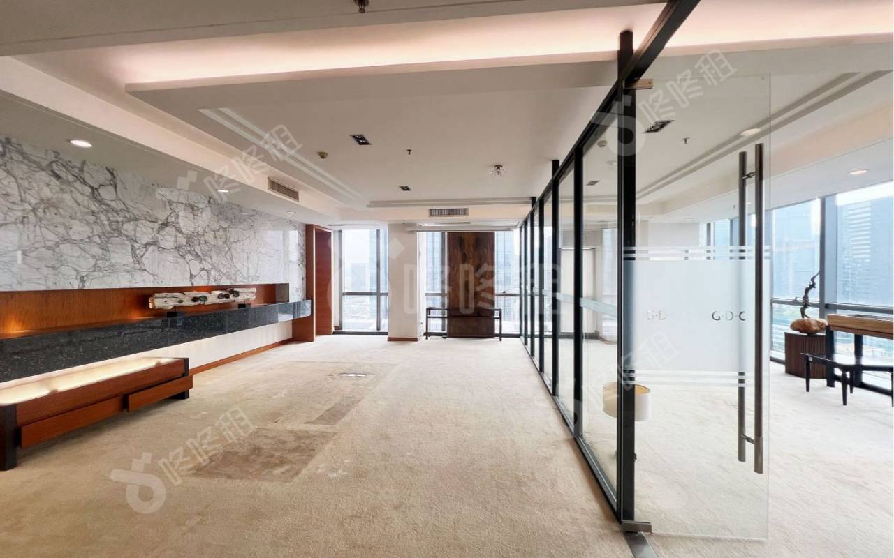 GDC环球数码大厦_200平_豪装_办公室开间