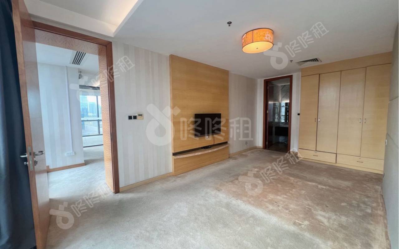 GDC环球数码大厦_200平_豪装_办公室隔间