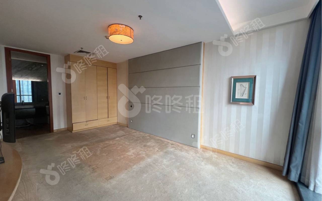 GDC环球数码大厦_200平_豪装_办公室隔间