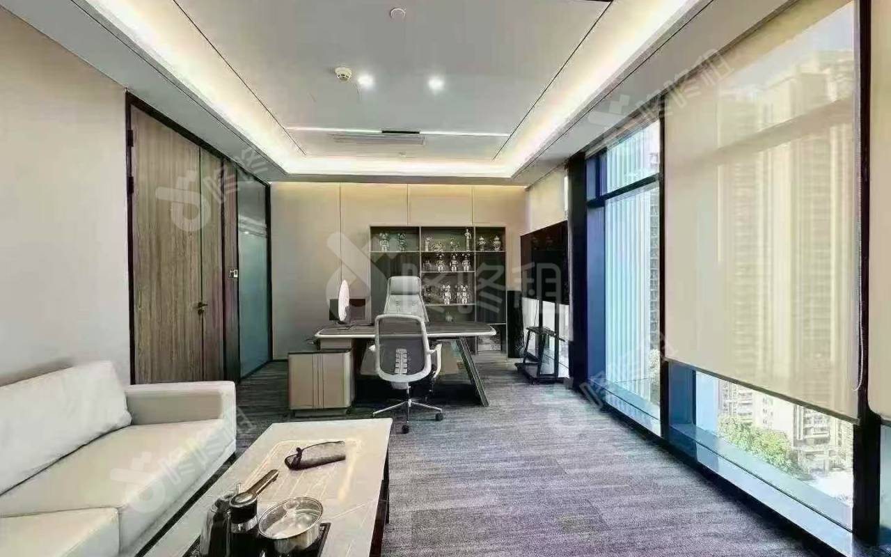 南山金融大厦_2688平_豪装_办公室隔间
