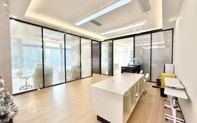 易尚中心_216平米_豪装_办公室房源出租