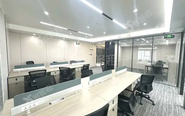 英龙商务中心_93平米_精装_办公室房源出租