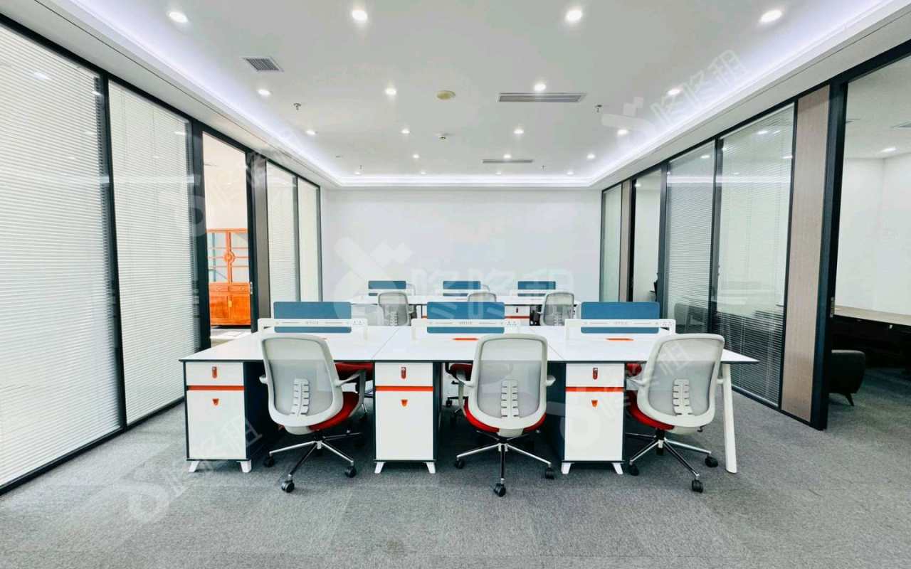 方大城_292平_精装_办公室开间