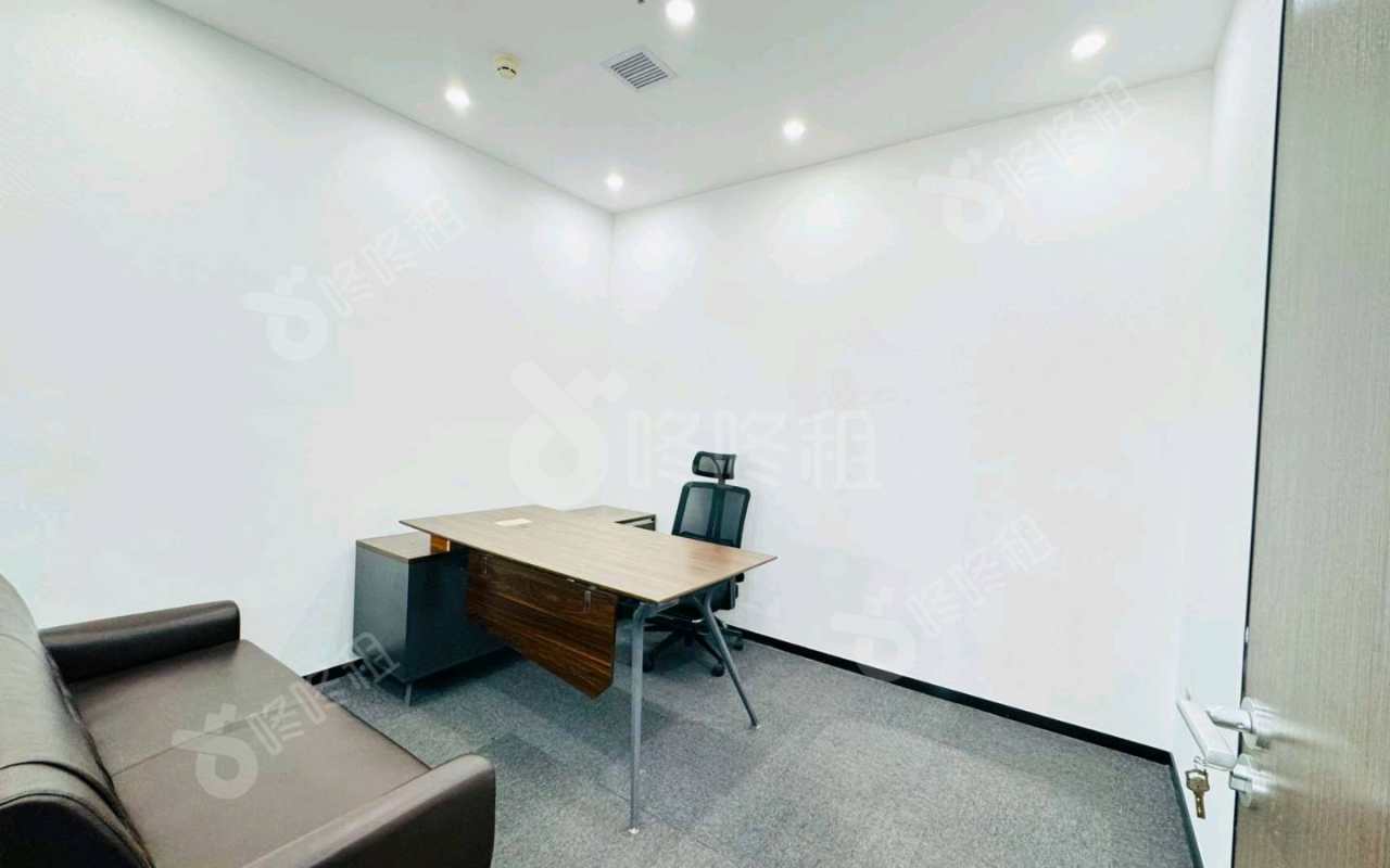 方大城_292平_精装_办公室隔间